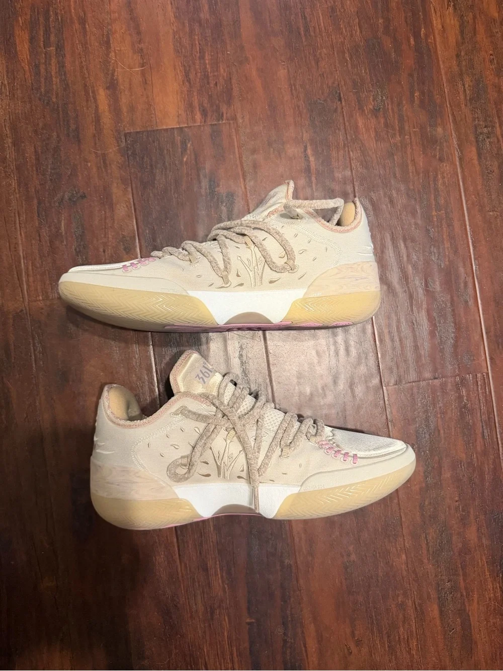 Men’s size 12 joker 2 champagne
